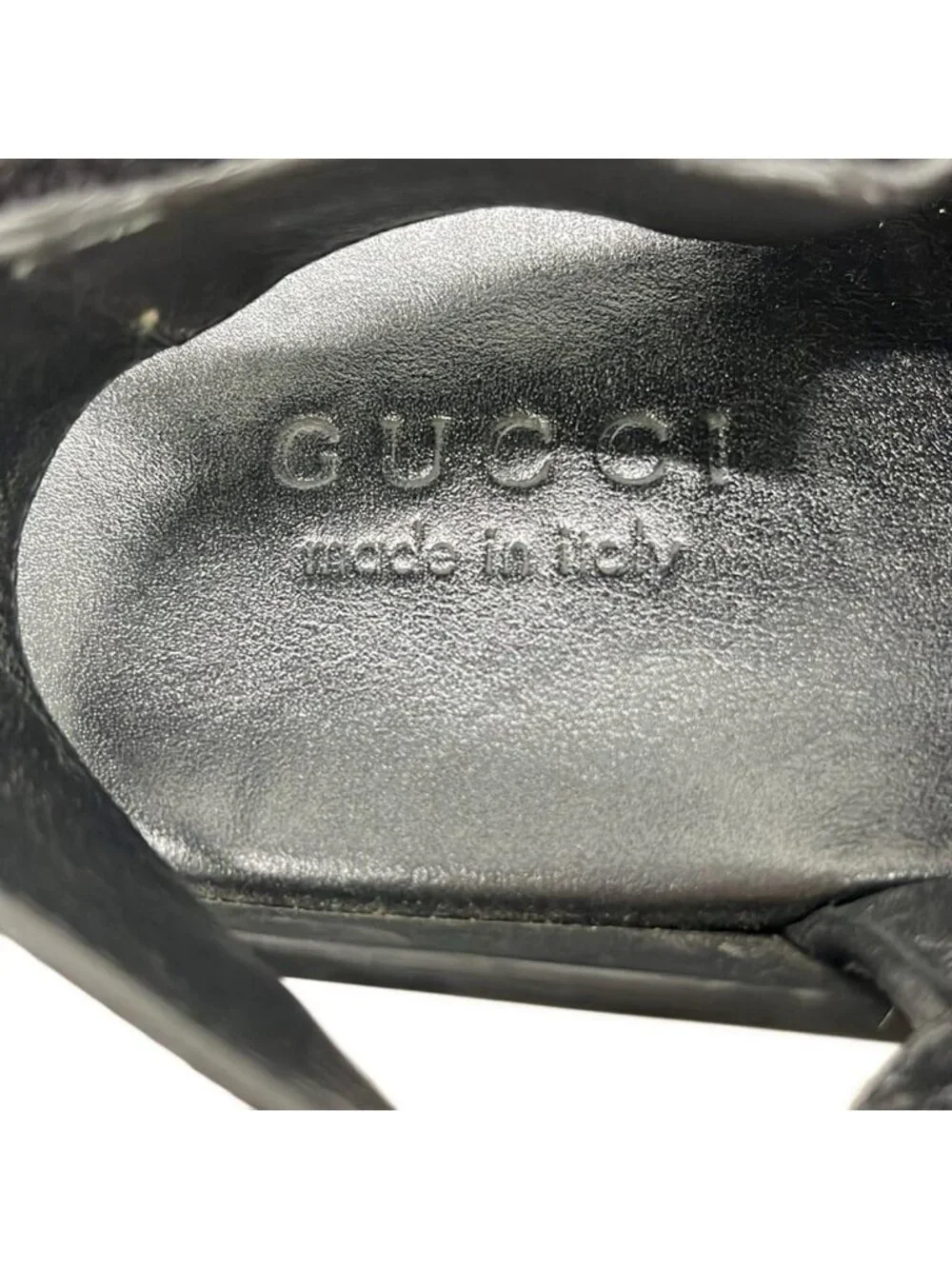 Gucci Sandals Ivory Black Red Leather
